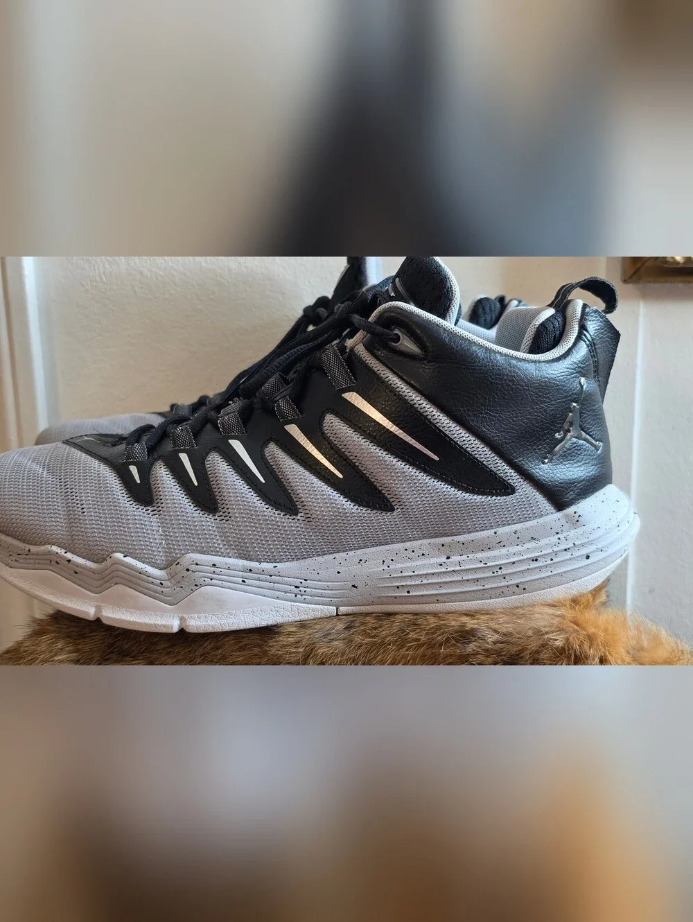 Jordan Men's Gray and Black High-Top Athletic Basketball Shoes